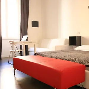 Pensión I, Roma